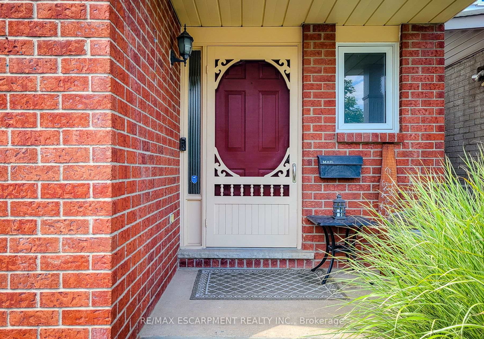76-baxter-crescent-thorold-ontario-x12422151