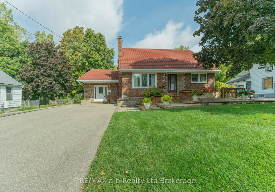 18-van-street-tillsonburg-ontario-x12422318