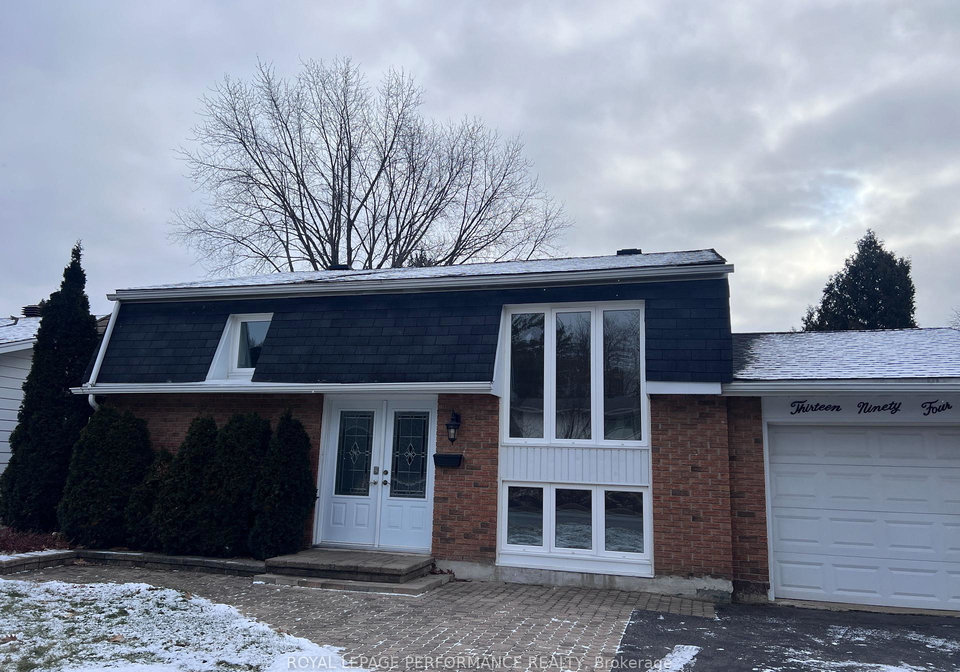 1394-plumber-avenue-ottawa-ontario-x12422576