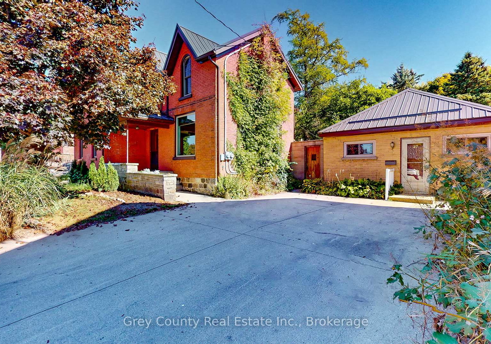 29-main-street-e-grey-highlands-ontario-x12422585