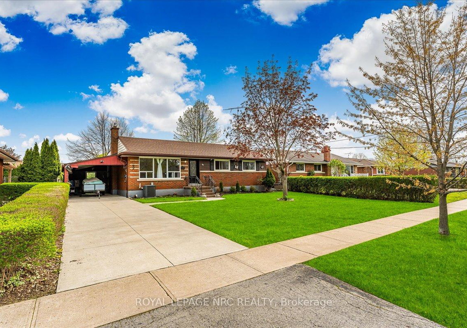 16-dunraven-avenue-st-catharines-ontario-x12422889