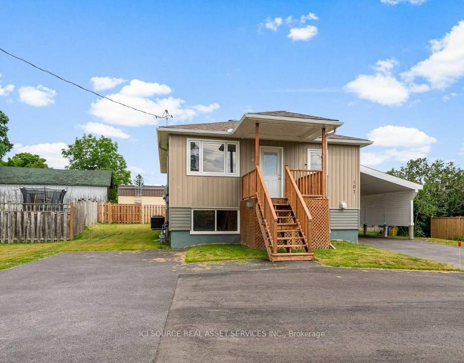101-main-street-e-mississippi-mills-ontario-x12422951