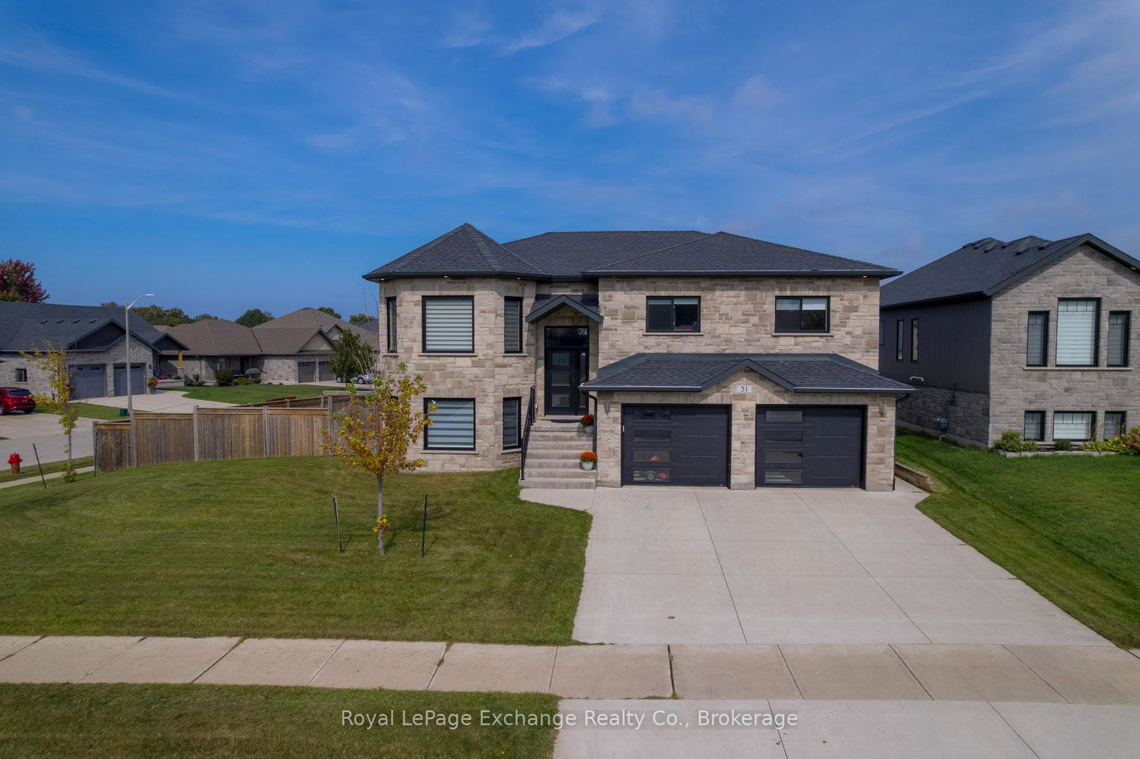 31-lakefield-drive-kincardine-ontario-x12422995