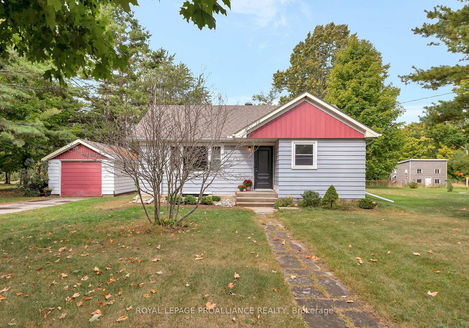 1446-county-road-12-prince-edward-county-ontario-x12423043
