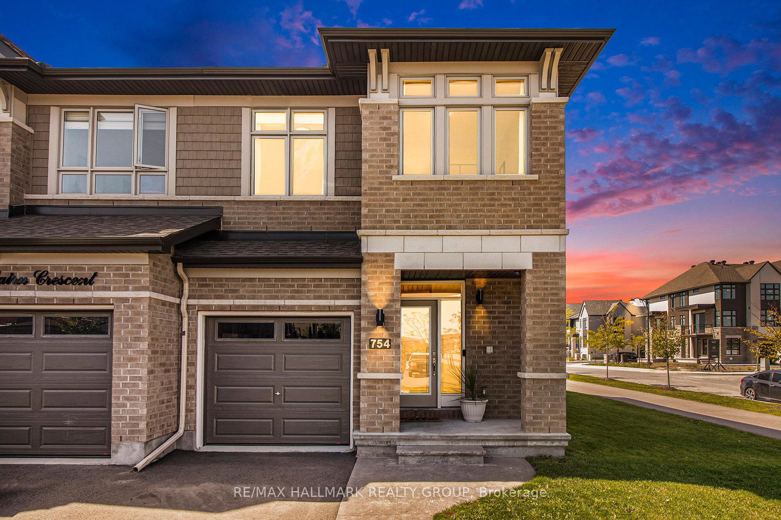 754-cairn-crescent-ottawa-ontario-x12423284
