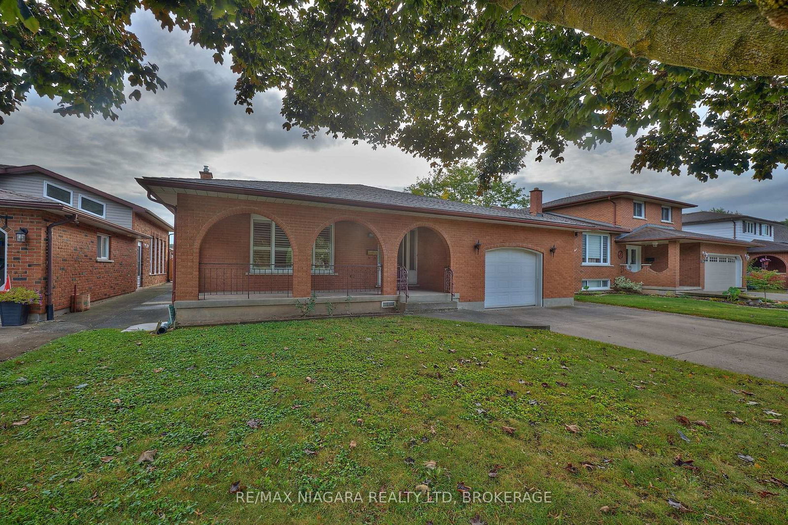 6330-caledonia-street-niagara-falls-ontario-x12423348