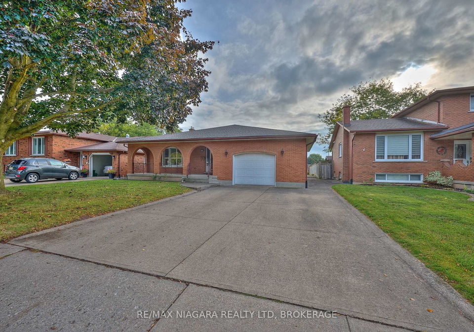 6330-caledonia-street-niagara-falls-ontario-x12423348