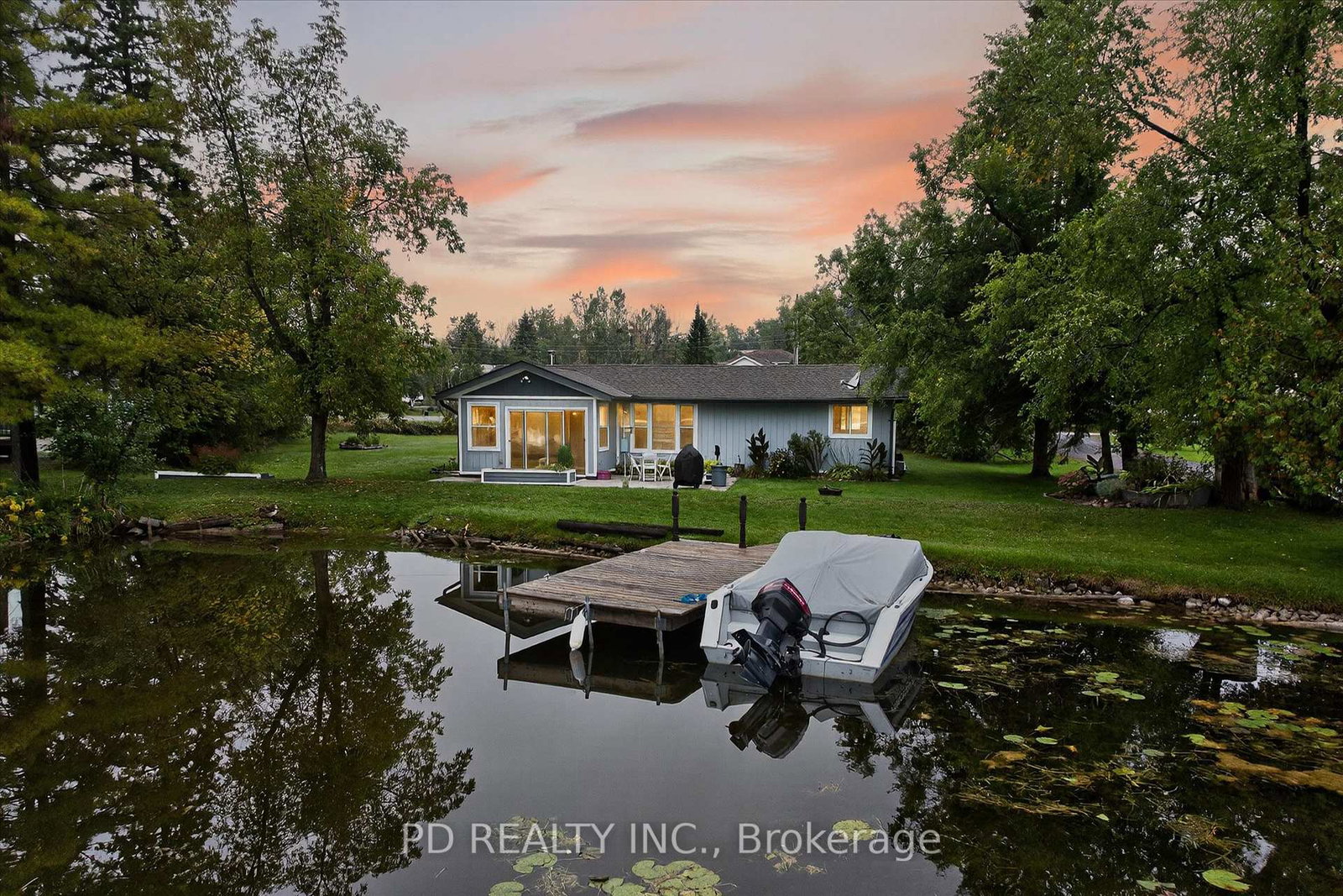 11-charlotte-crescent-kawartha-lakes-ontario-x12423396