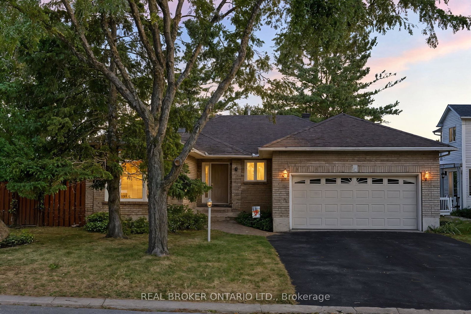 6-candow-crescent-ottawa-ontario-x12423440