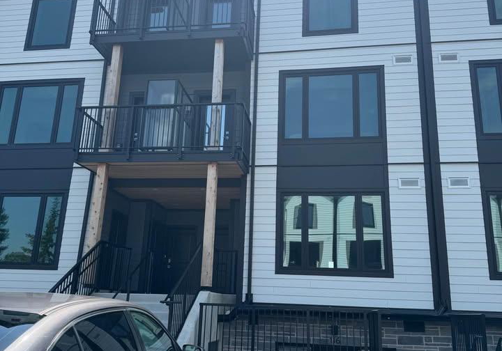 708-woolwich-street-guelph-ontario-x12423561