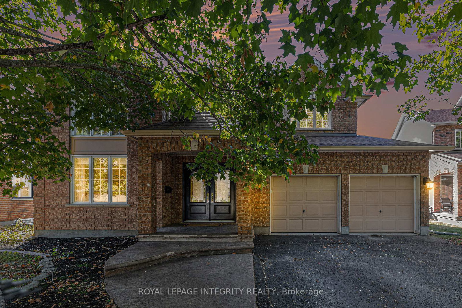 10-maybrook-place-ottawa-ontario-x12423628