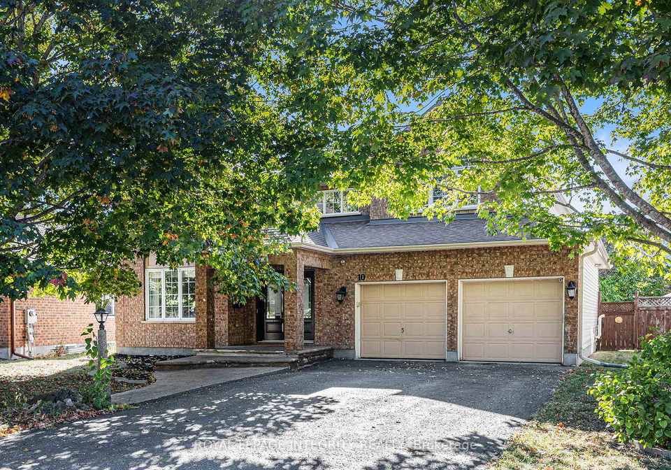 10-maybrook-place-ottawa-ontario-x12423628