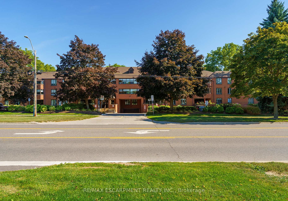 150-wilson-street-w-hamilton-ontario-x12423827