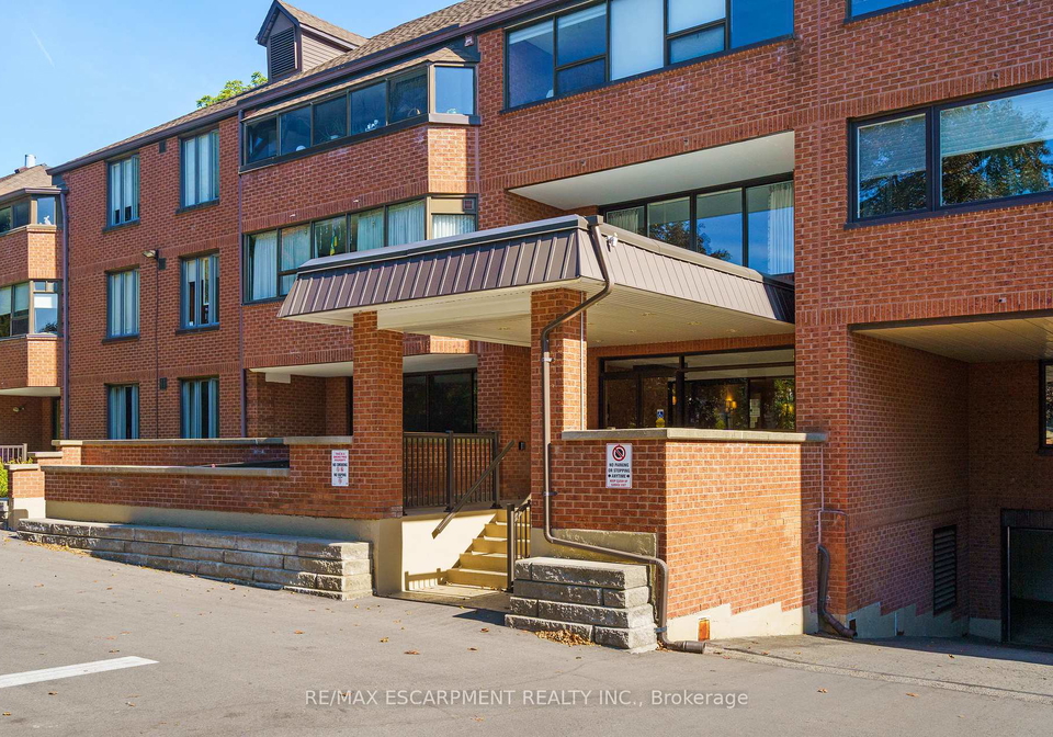 150-wilson-street-w-hamilton-ontario-x12423827