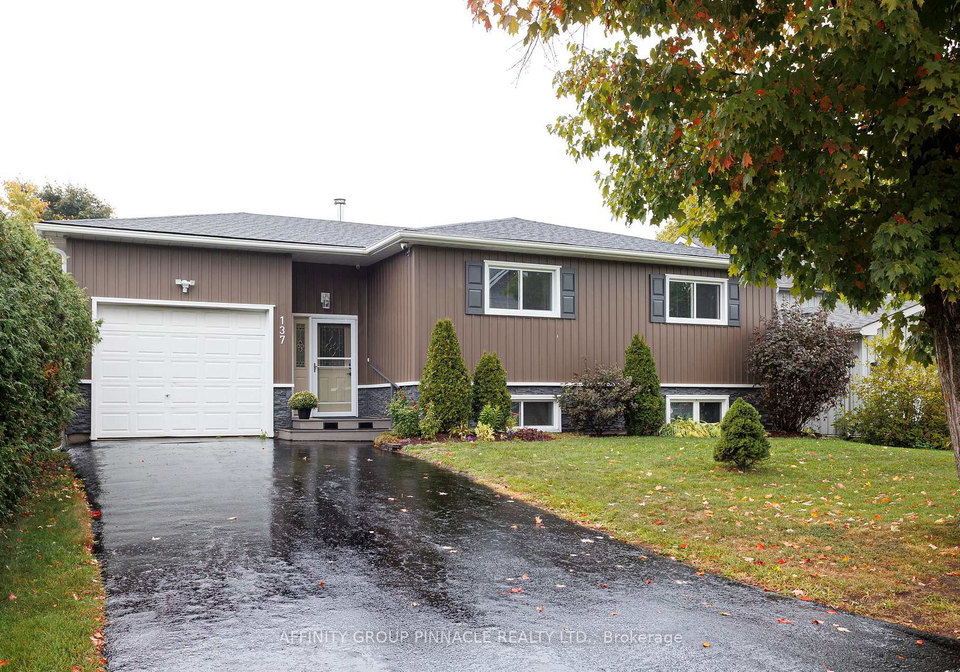 137-queen-street-kawartha-lakes-ontario-x12424134