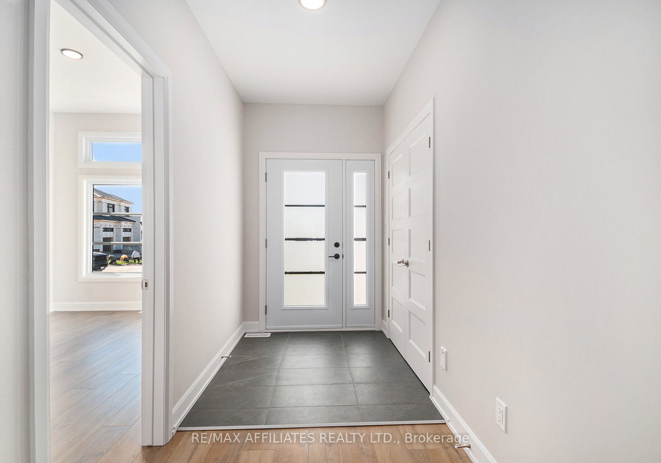1028-chablis-crescent-russell-ontario-x12424304