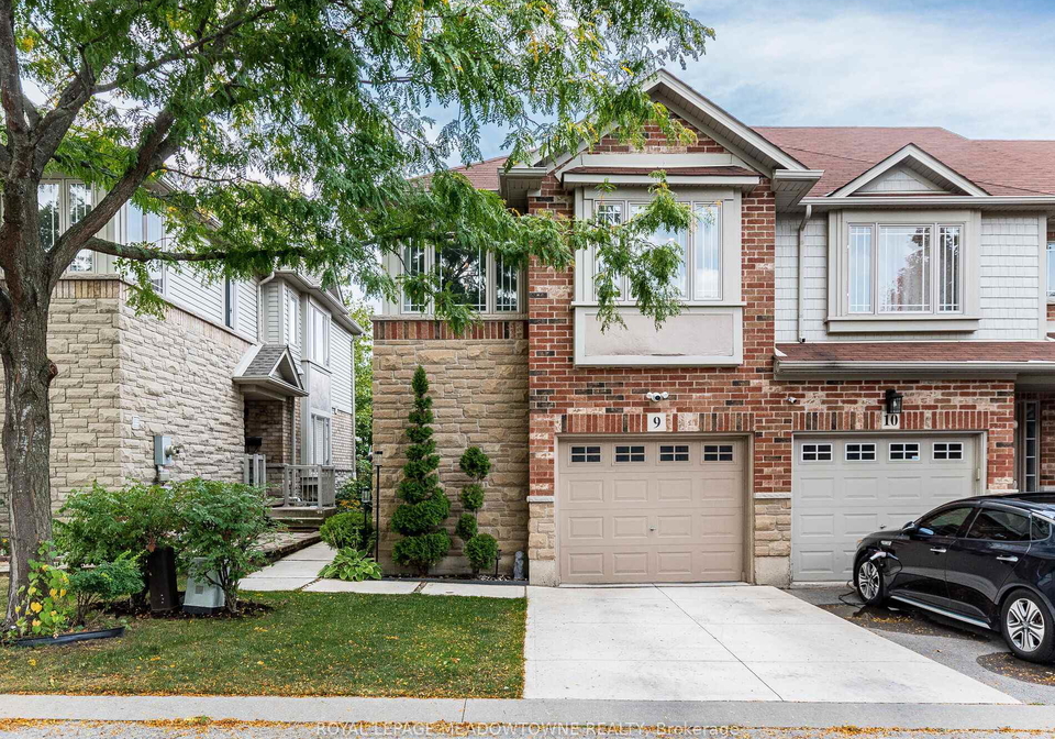 242-upper-mount-albion-road-hamilton-ontario-x12424405