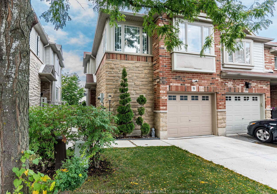 242-upper-mount-albion-road-hamilton-ontario-x12424405