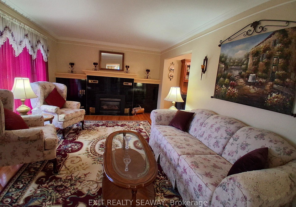1306-princess-street-cornwall-ontario-x12424483