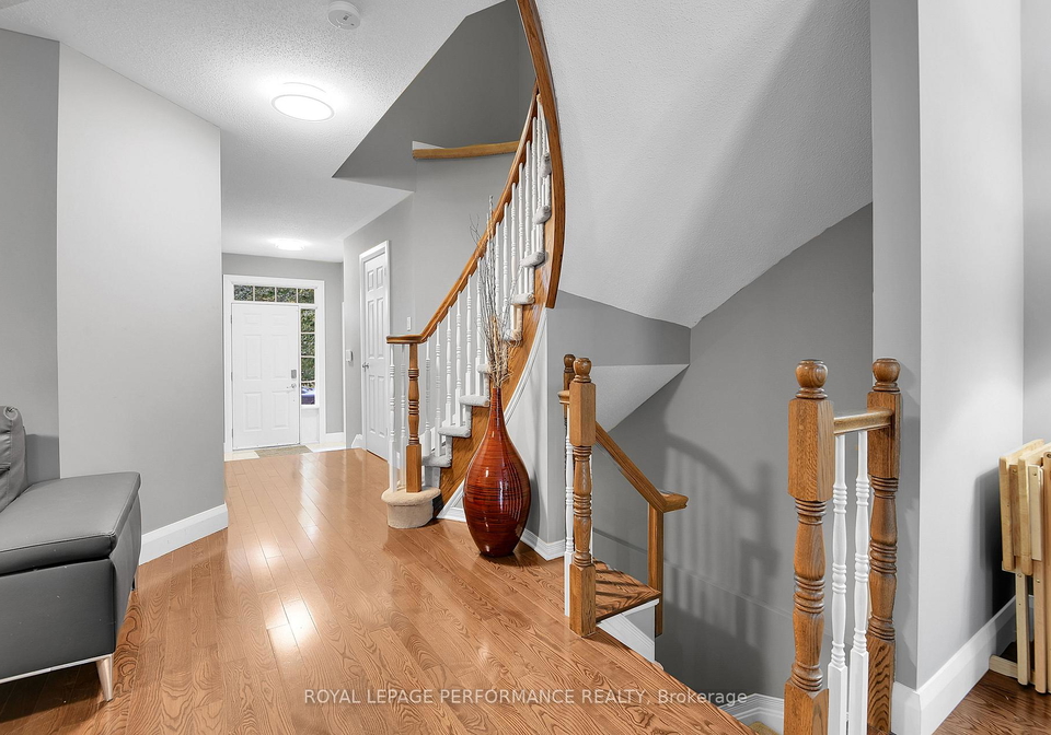 161-duntroon-circle-s-ottawa-ontario-x12424546