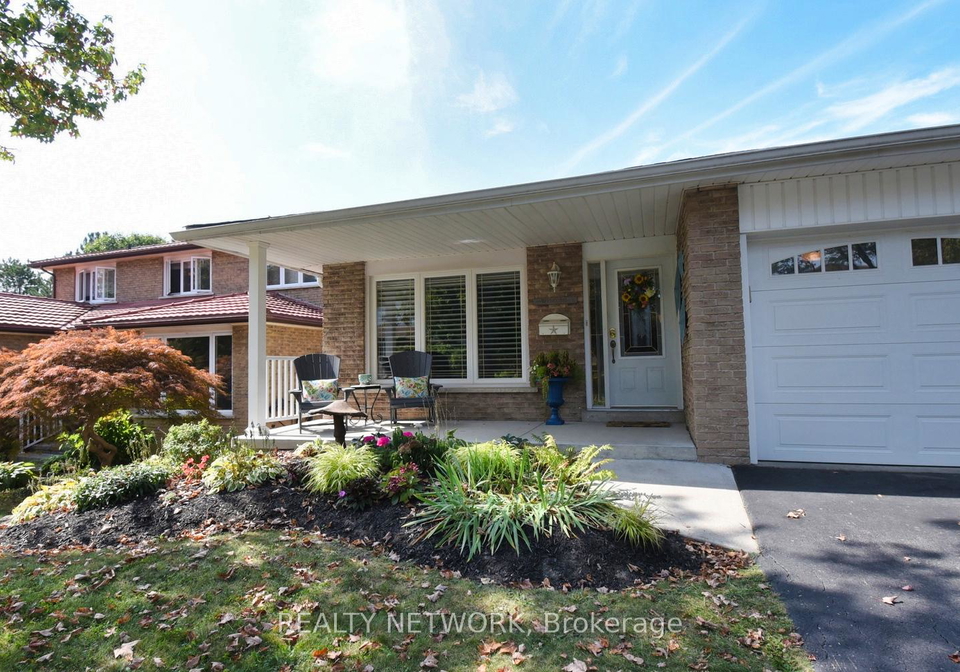 47-highland-park-drive-hamilton-ontario-x12424706