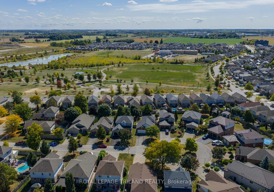 579-hartop-place-london-south-ontario-x12424935