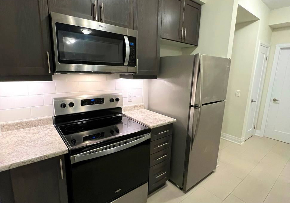16-concord-place-grimsby-ontario-x12425211