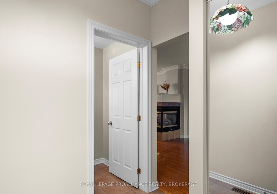 38-yonge-street-kingston-ontario-x12425473