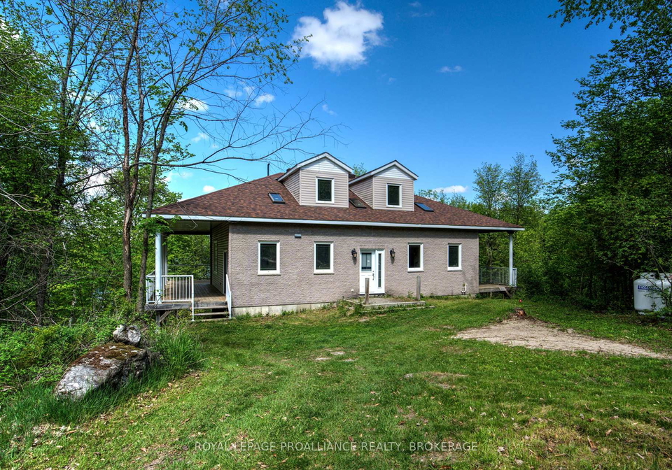 124-granite-hills-tay-valley-ontario-x12425570