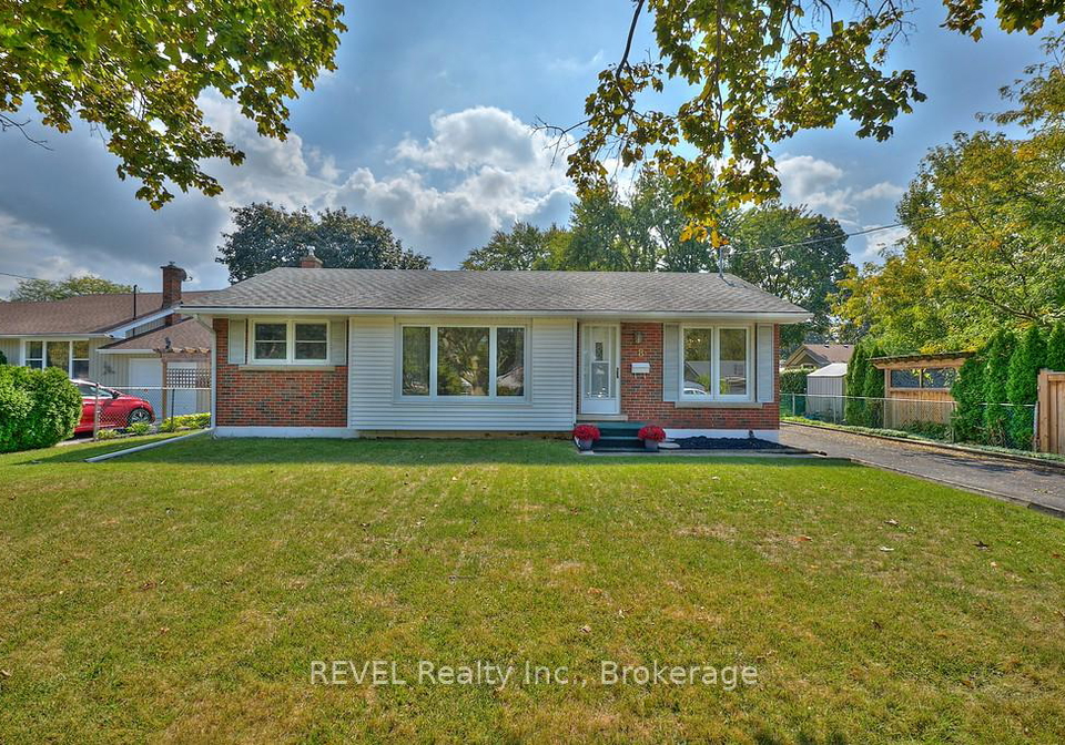 8-harbour-street-st-catharines-ontario-x12425644
