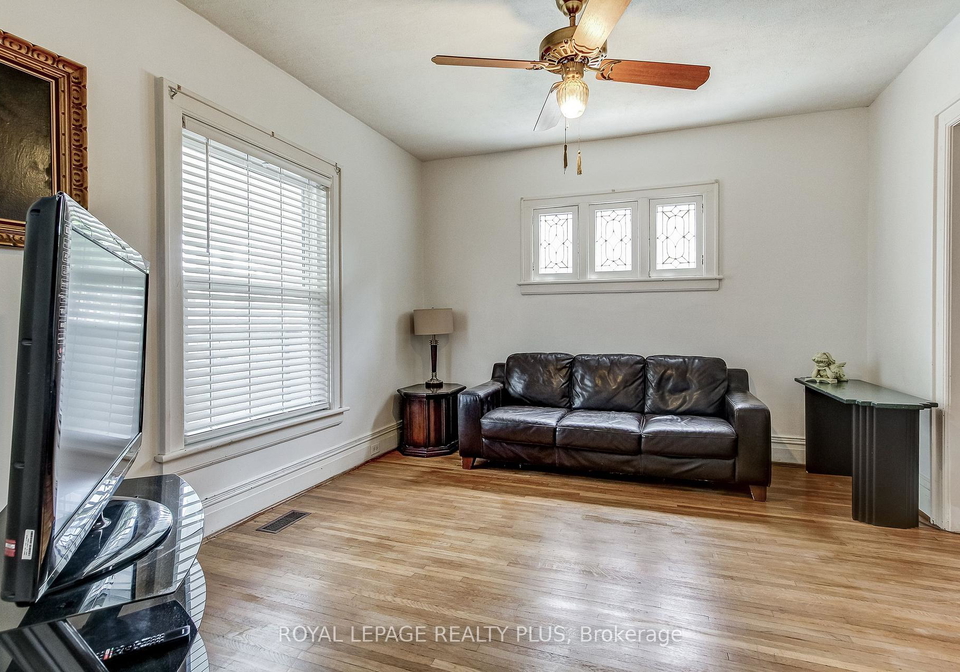 6062-barker-street-niagara-falls-ontario-x12425765