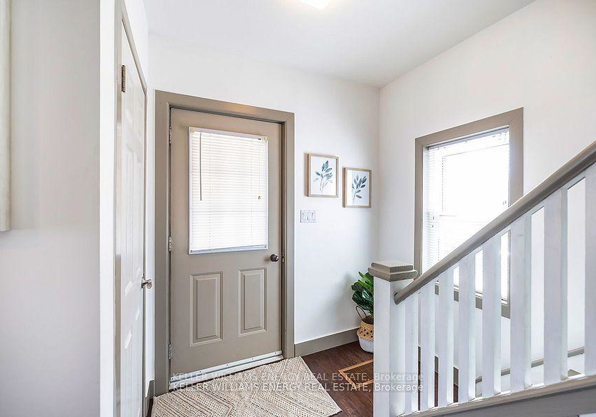 68-county-5-road-quinte-west-ontario-x12425796