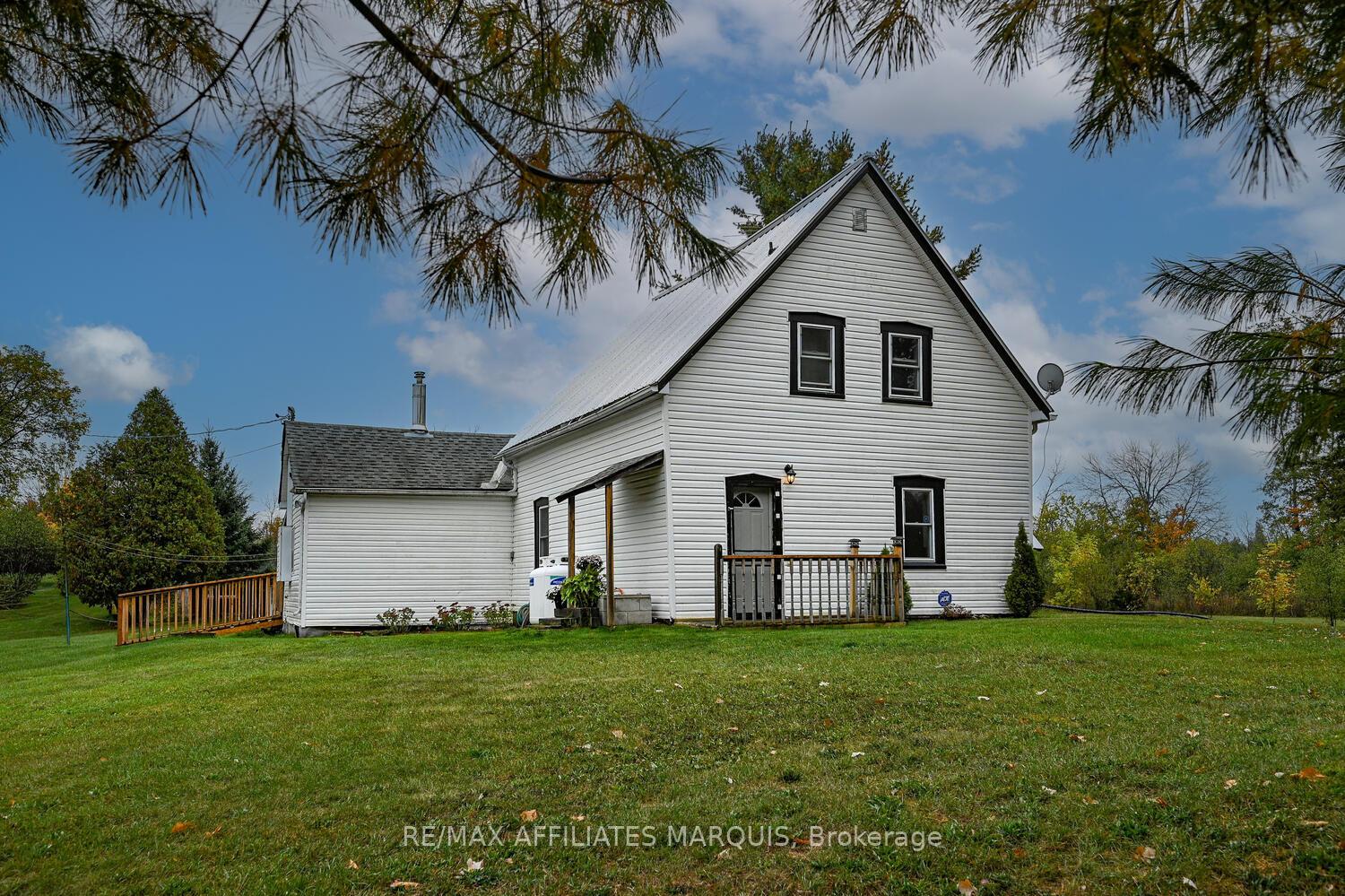 2403-nolans-road-montague-ontario-x12425823
