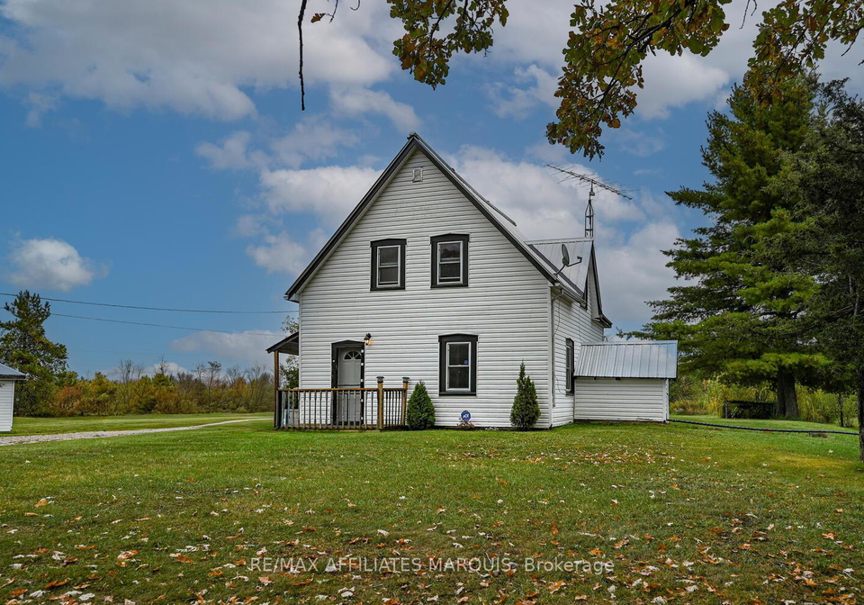 2403-nolans-road-montague-ontario-x12425823
