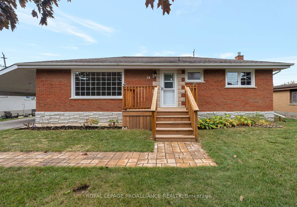 54-fifth-avenue-quinte-west-ontario-x12425954
