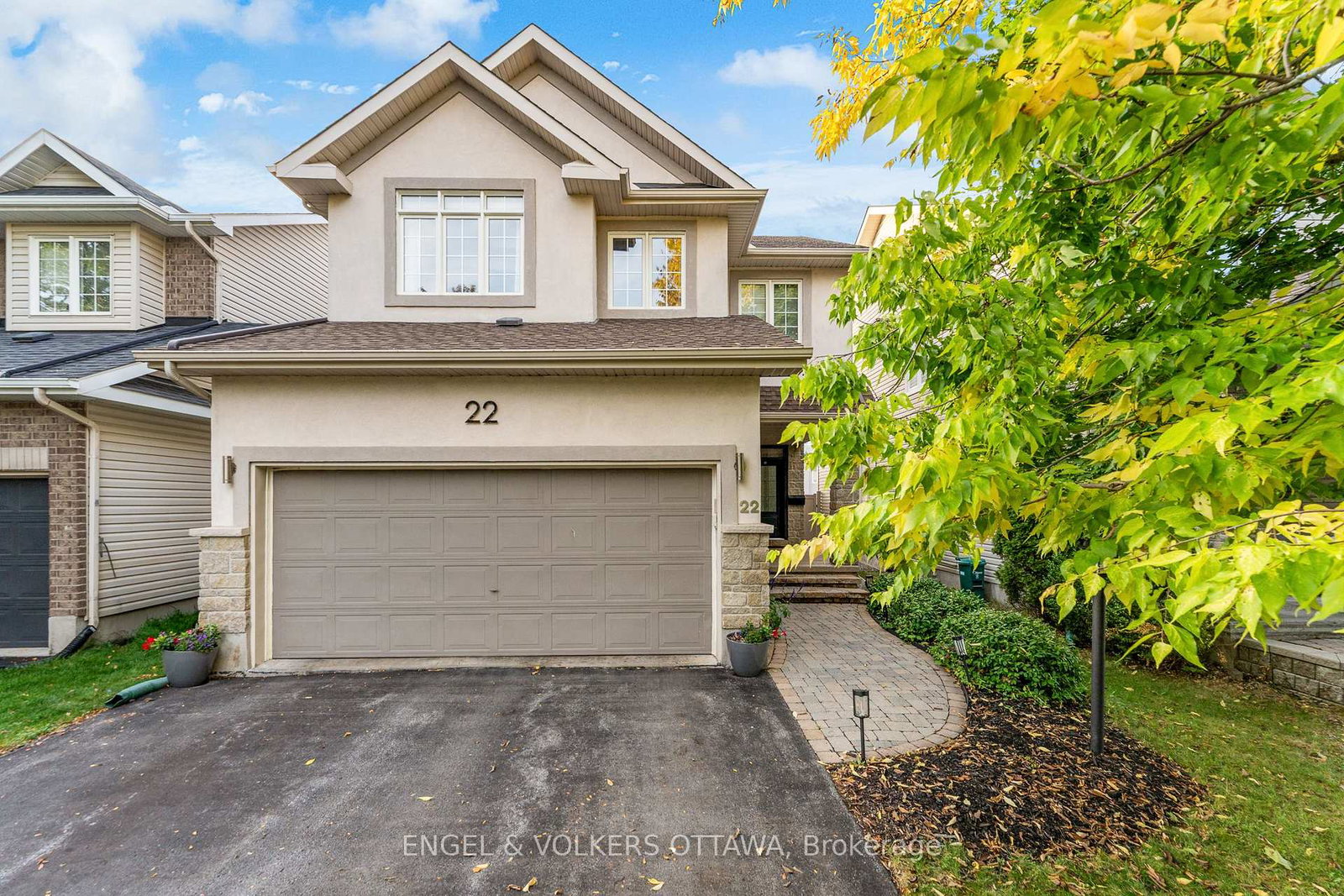 22-friendly-crescent-ottawa-ontario-x12426016