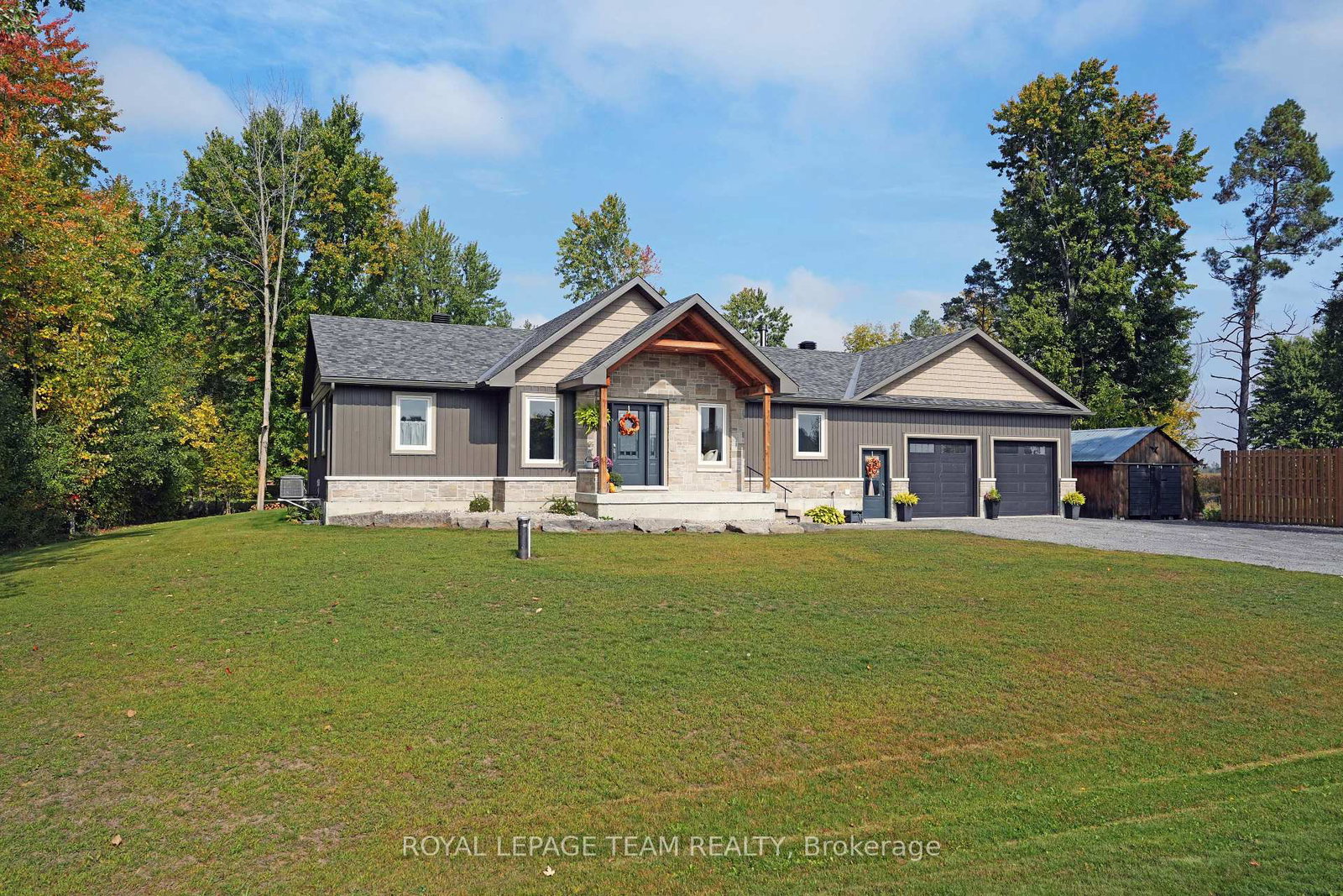 10527-kirker-road-south-dundas-ontario-x12426133