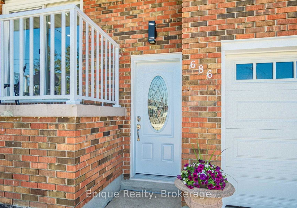 686-limeridge-road-e-hamilton-ontario-x12426265