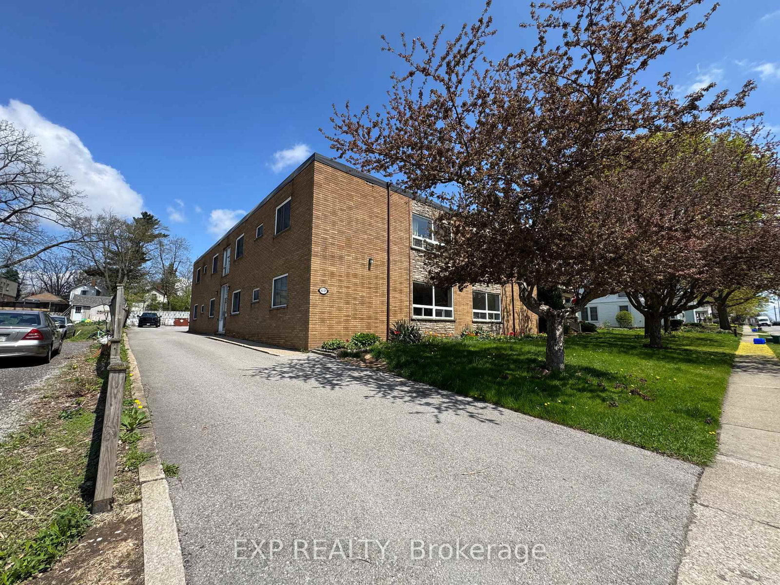 6049-culp-street-niagara-falls-ontario-x12426347