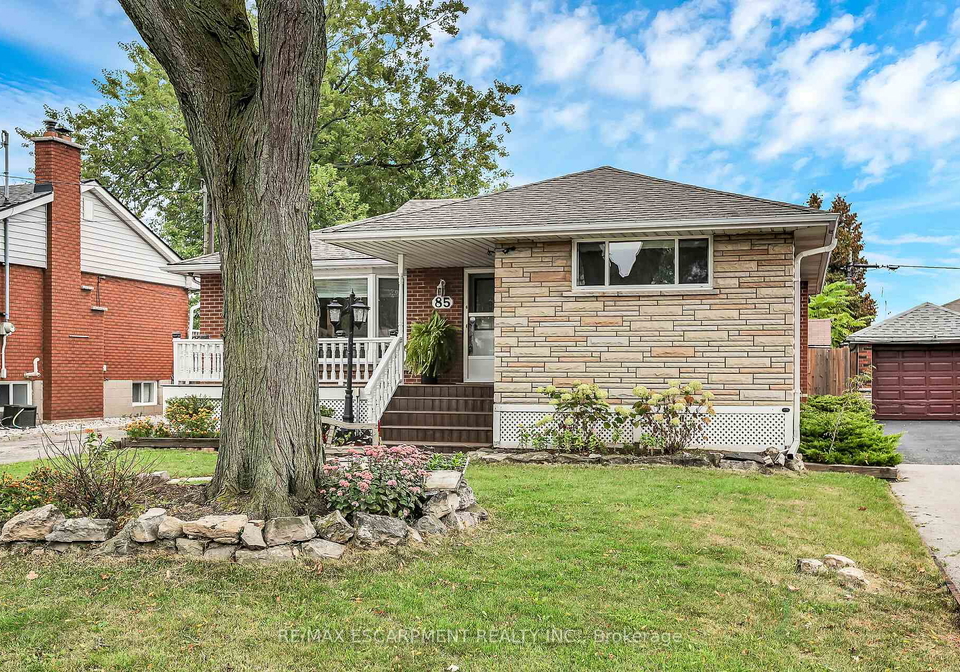 85-east-45th-street-hamilton-ontario-x12426353