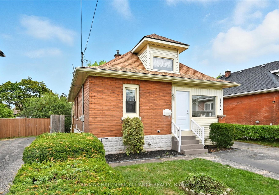 4652-sixth-avenue-niagara-falls-ontario-x12426363