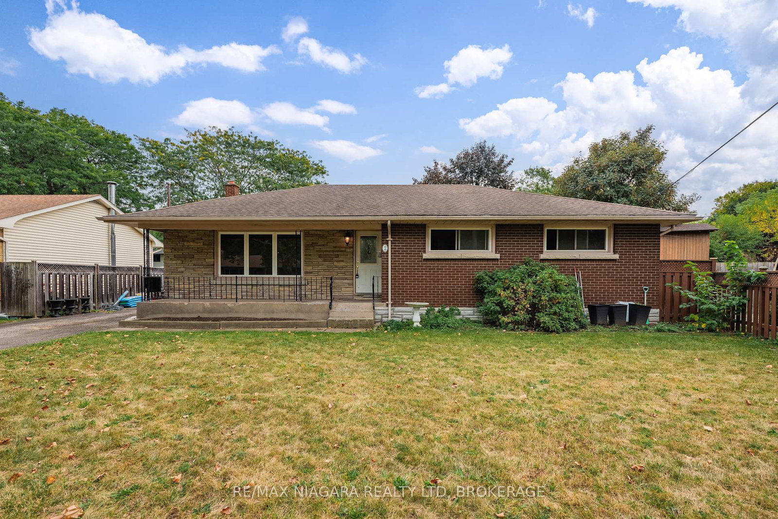 2-harper-street-st-catharines-ontario-x12426387