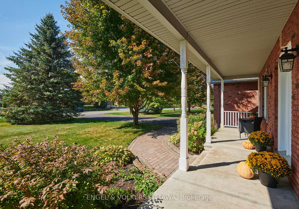 1491-stableview-way-ottawa-ontario-x12426431