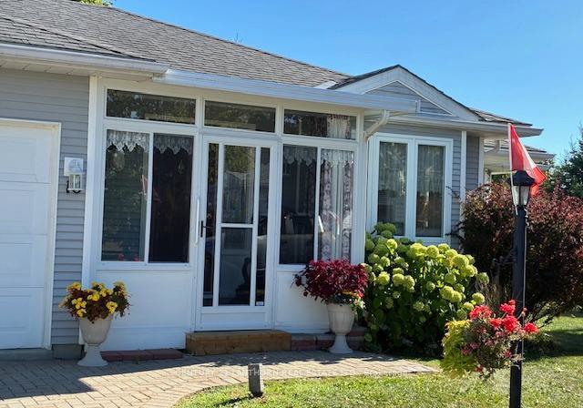 10-reynolds-place-w-prince-edward-county-ontario-x12426495