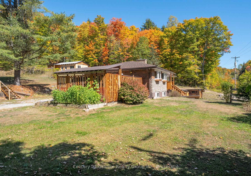 1395-county-21-highway-minden-hills-ontario-x12426834