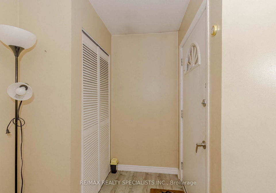 225-arlington-street-cambridge-ontario-x12426995