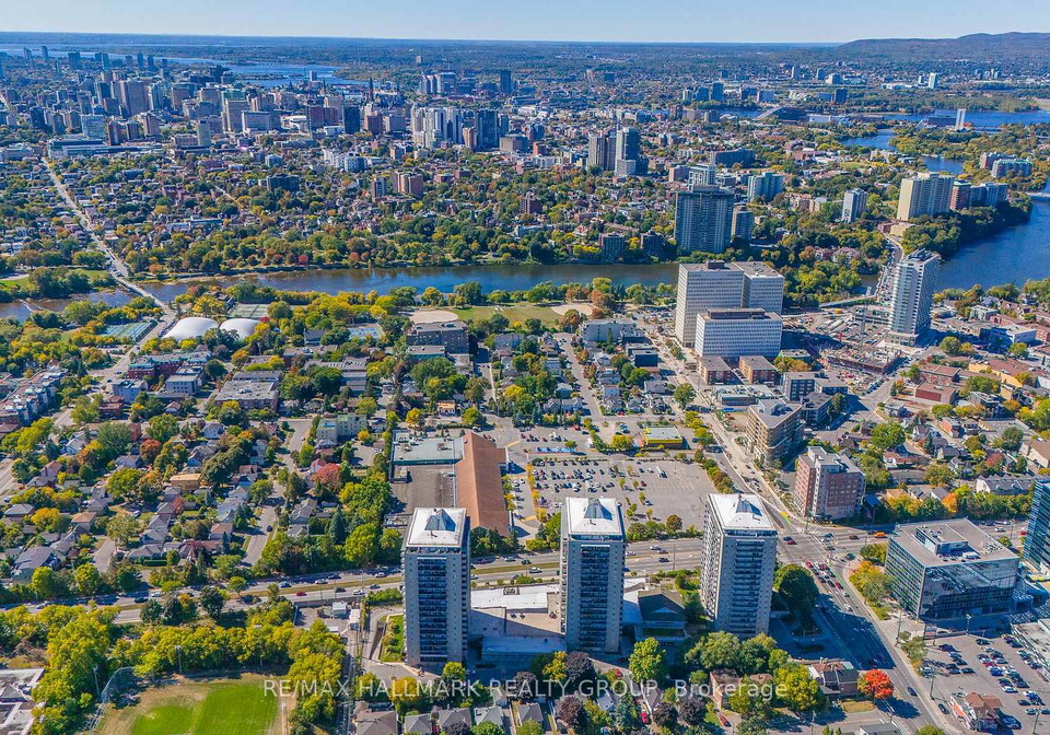 158c-mcarthur-avenue-ottawa-ontario-x12427053