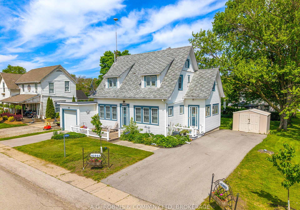 41944-clarendon-street-wainfleet-ontario-x12427070