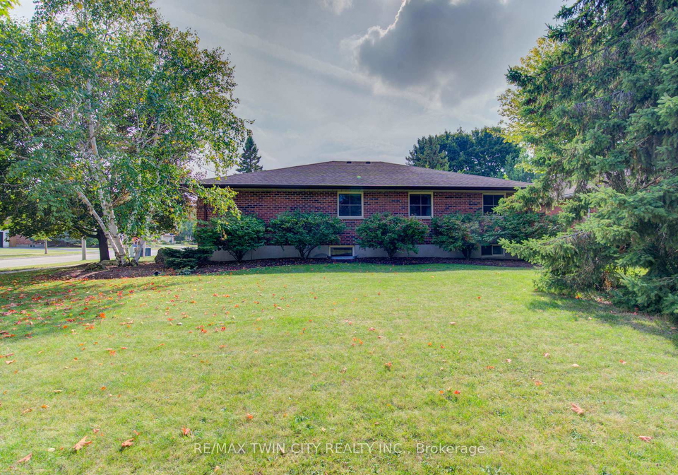 252-old-abbey-road-waterloo-ontario-x12427106