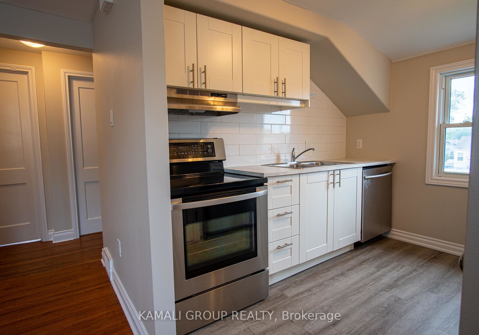 15-sherbourne-street-st-catharines-ontario-x12427258